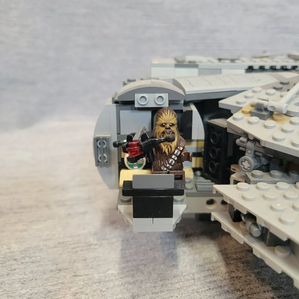 Lego Star Wars Millennium Falcon 75257